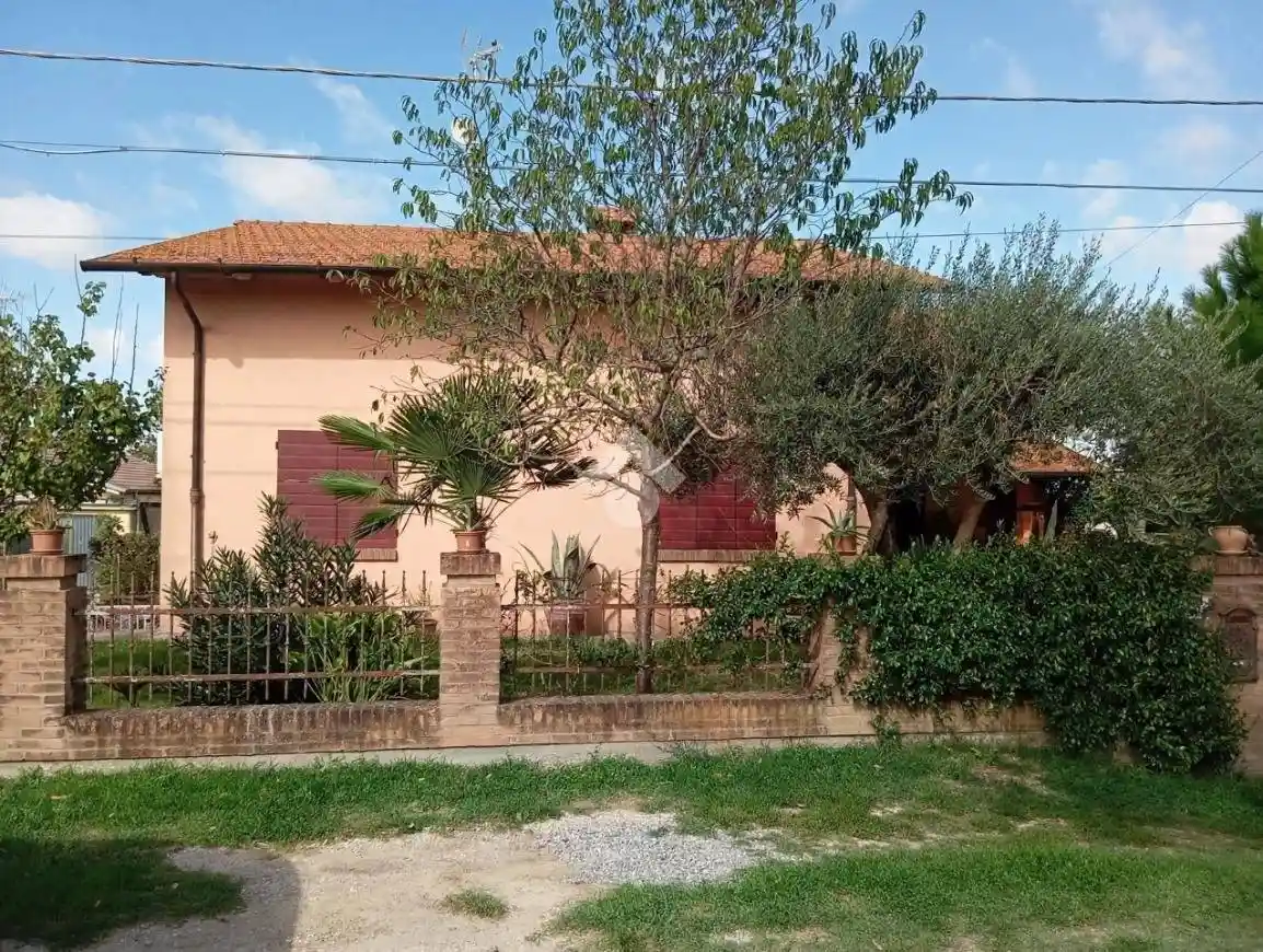 Casa indipendente in vendita a Ravenna