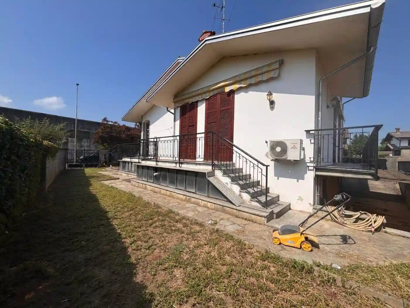 Villa - foto 2