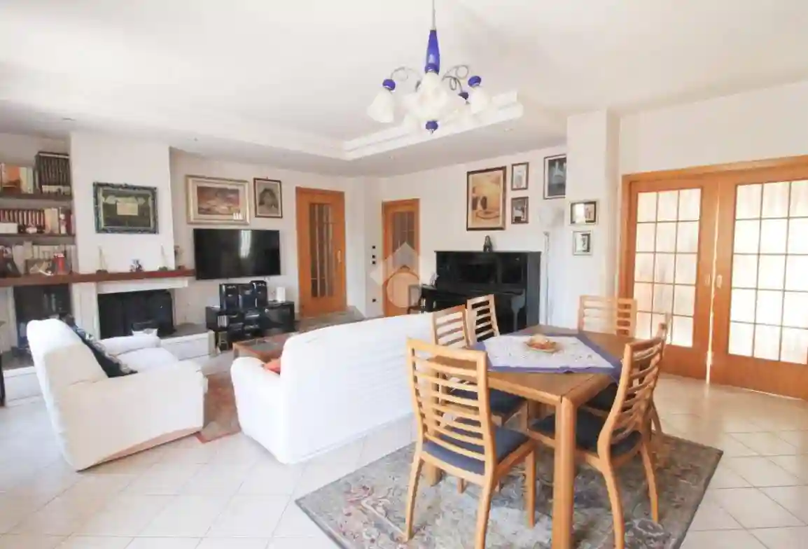 Villa - foto 5