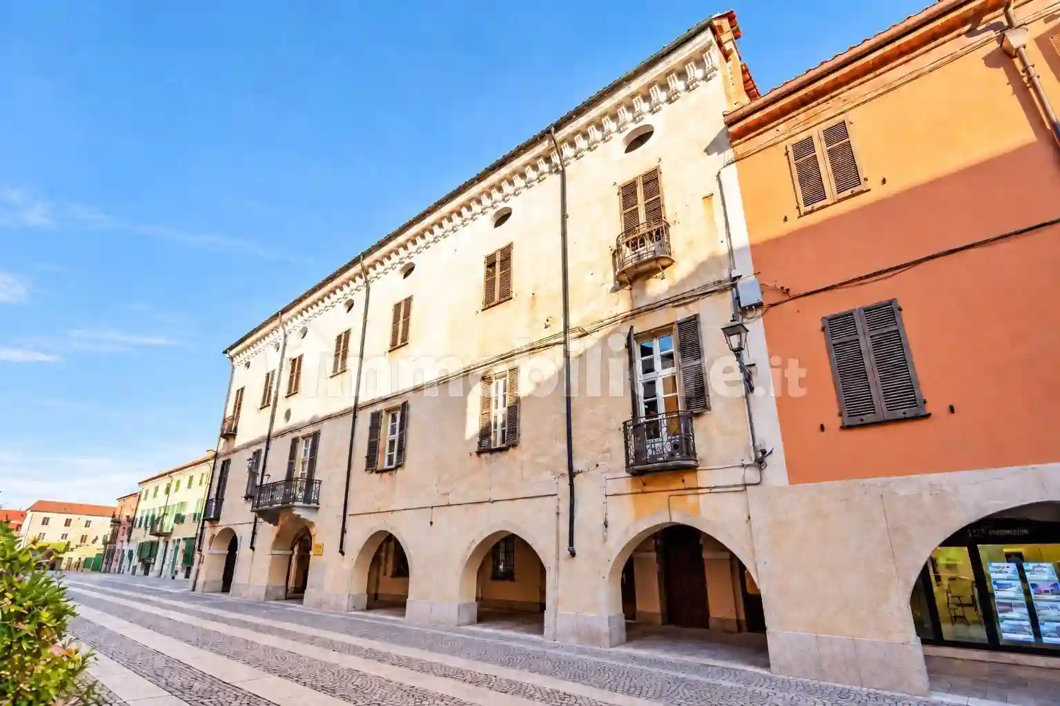Palazzo - Edificio - foto 2