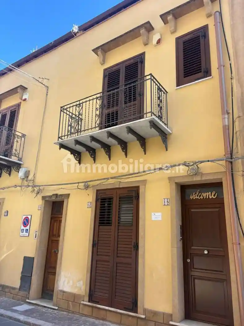 Casa indipendente in affitto a Casteldaccia