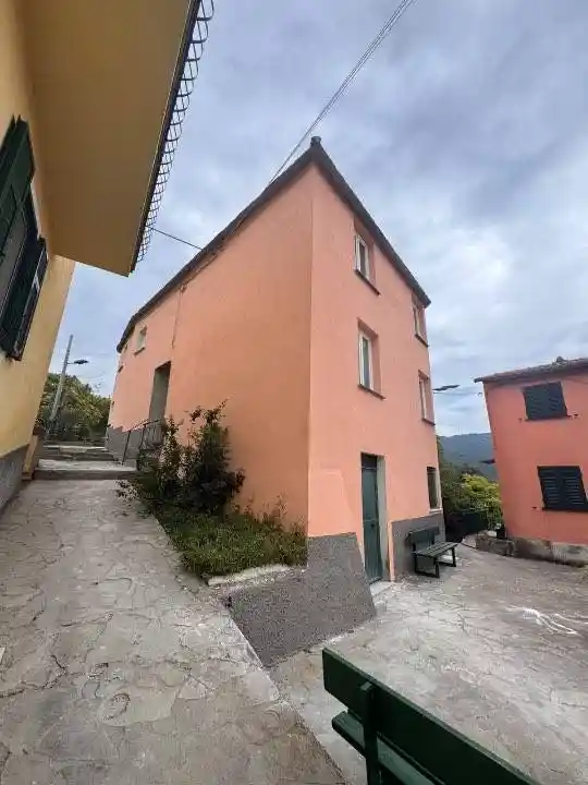 Villa in vendita a Deiva Marina