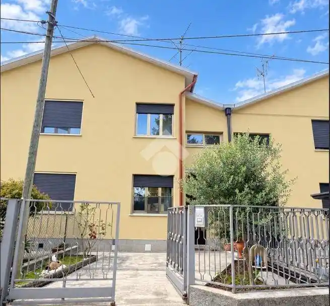 Villetta a schiera in vendita a Cairate