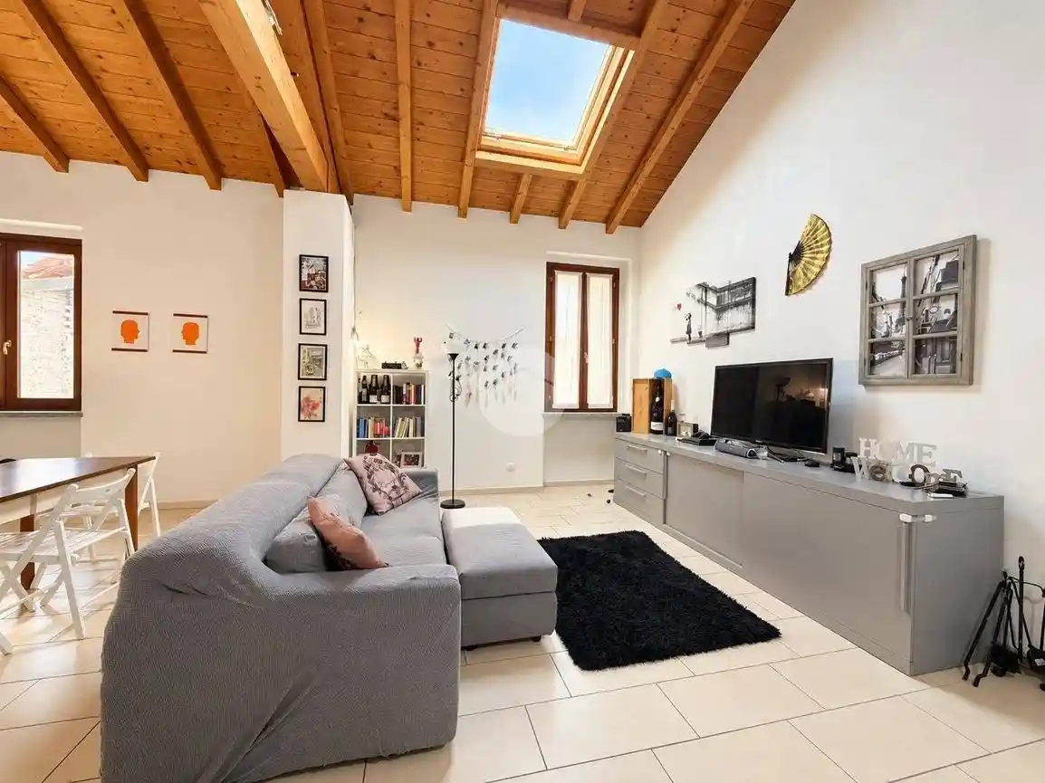 Casa indipendente in vendita a Santo Stefano Ticino
