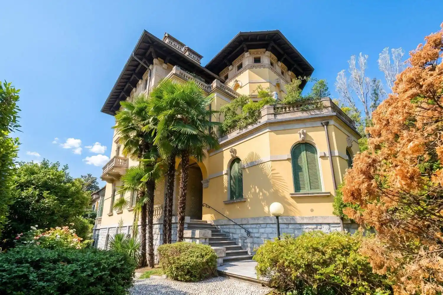 Appartamento in vendita a Varese