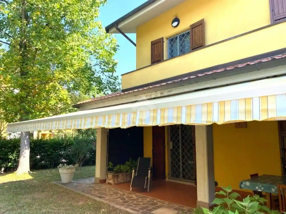 Villa in vendita a Granarolo dell'Emilia