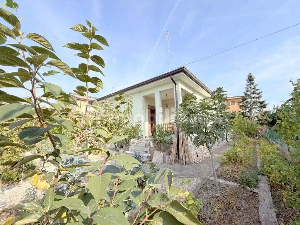 Villa in vendita a Verona