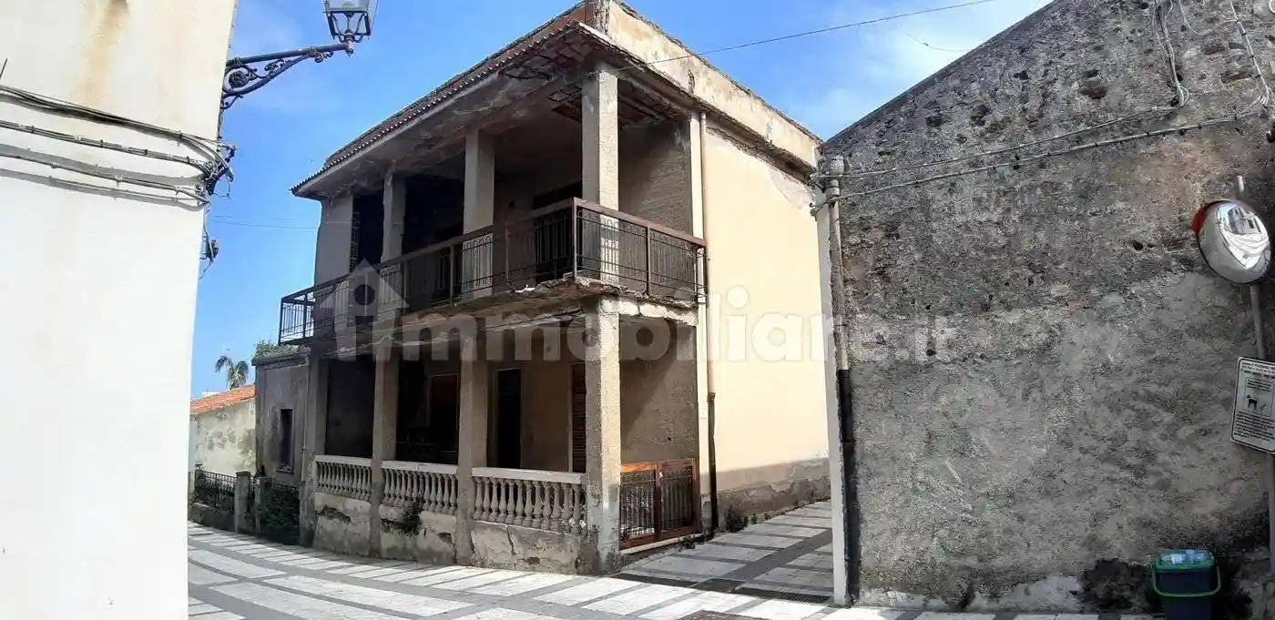 Villa in vendita a Villafranca Tirrena