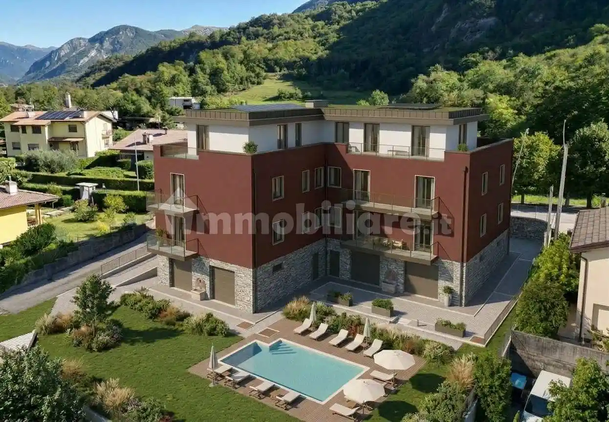 Palazzo - Edificio in vendita a Venzone