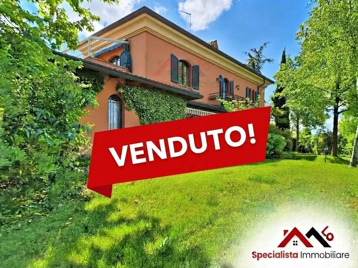 Villa in vendita a Montebello della Battaglia