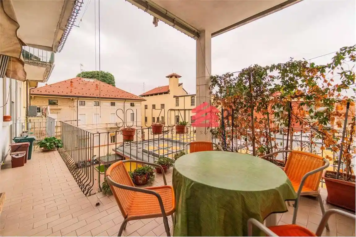 Appartamento in vendita a Novara