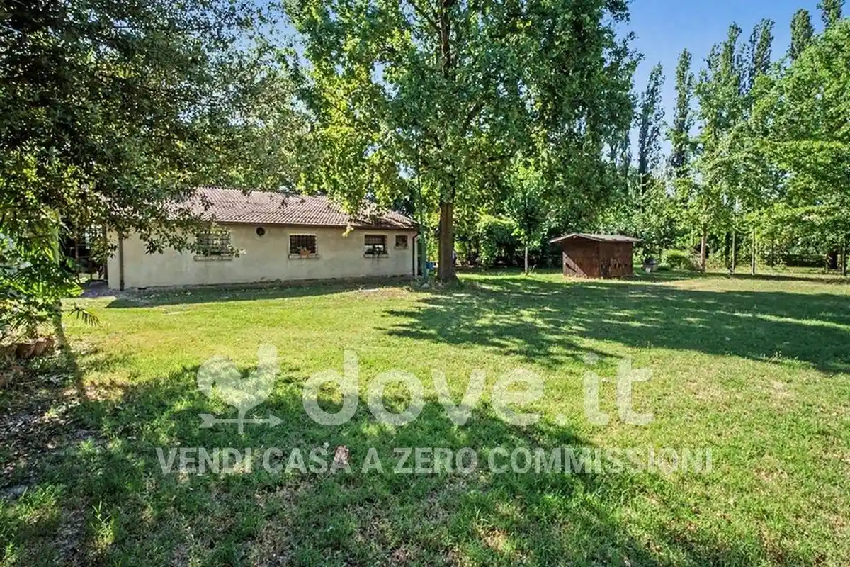 Rustico - Casale in vendita a Carpi