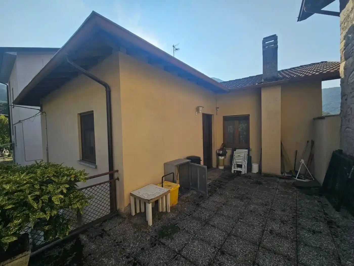 Appartamento in vendita a Esino Lario