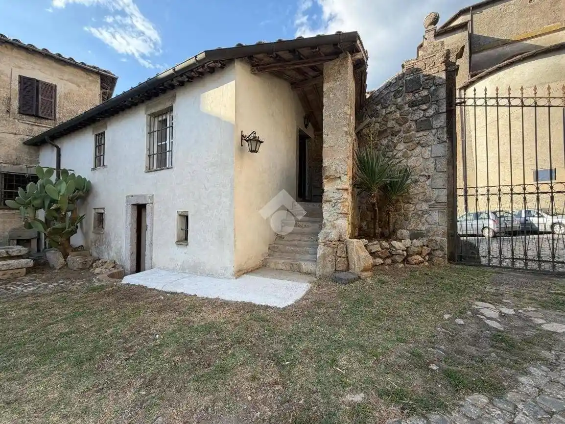Appartamento in affitto a Canale Monterano