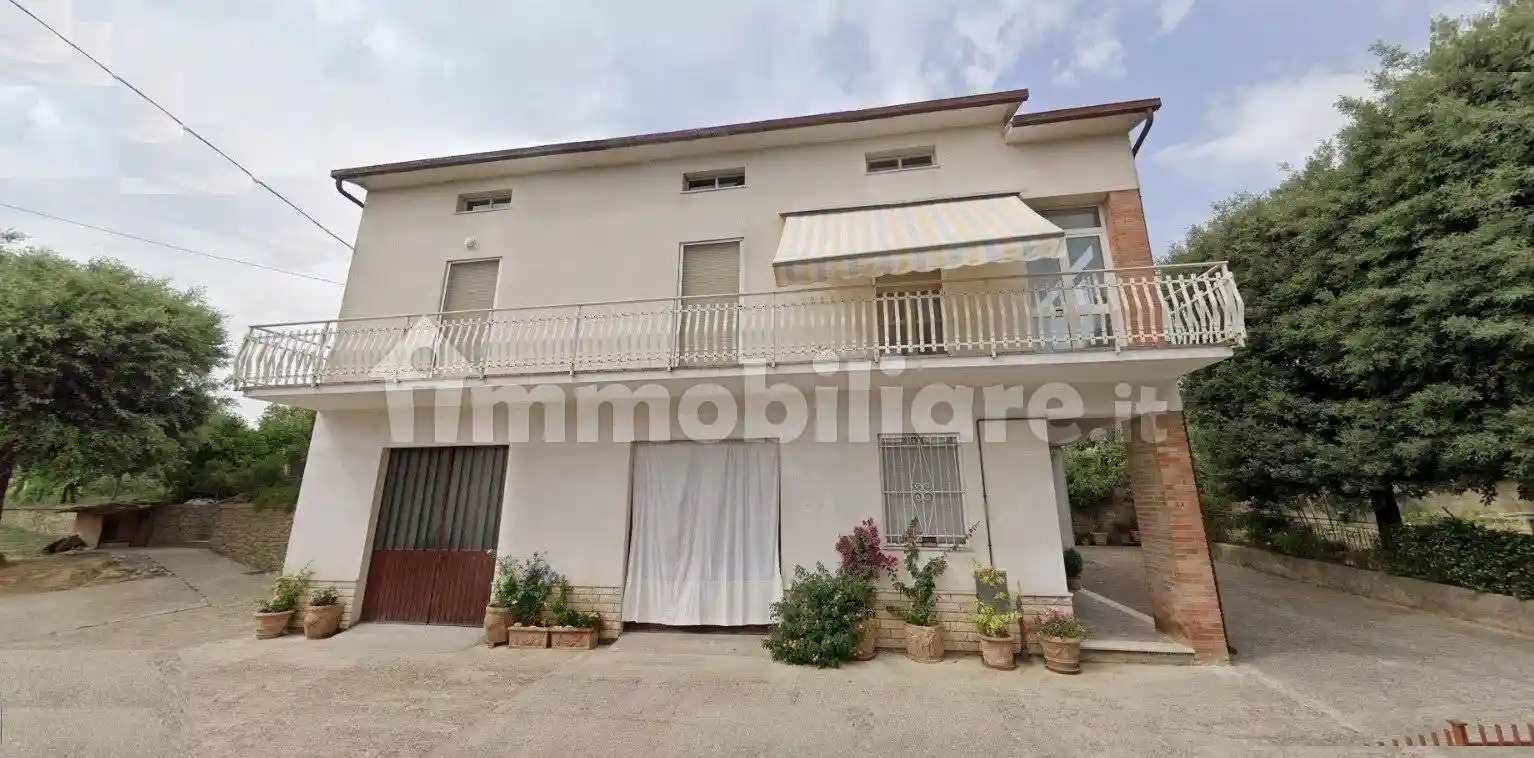 Villa in vendita a Deruta