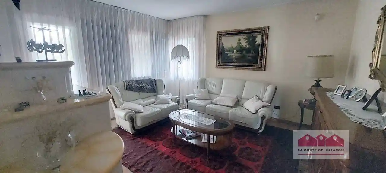 Villa in vendita a Bassano del Grappa
