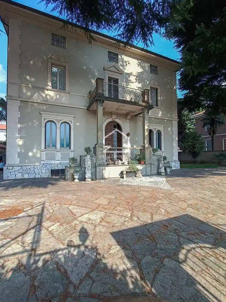 Villa in vendita a Nerviano