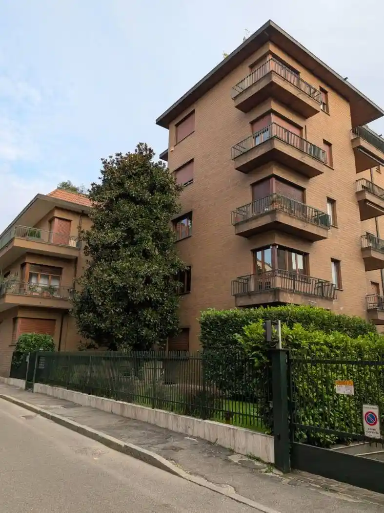 Appartamento in vendita a Monza
