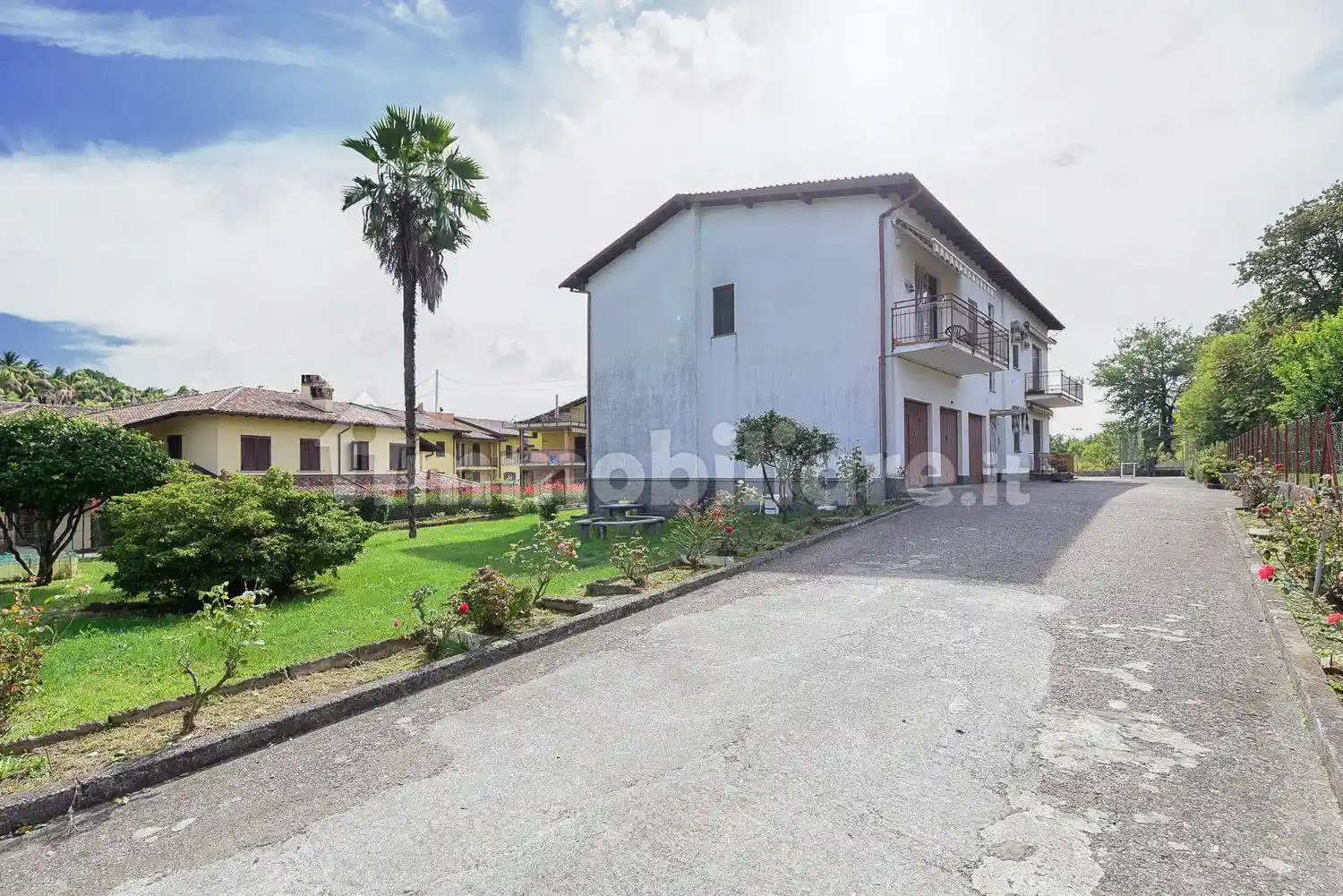 Appartamento in vendita a Albiolo