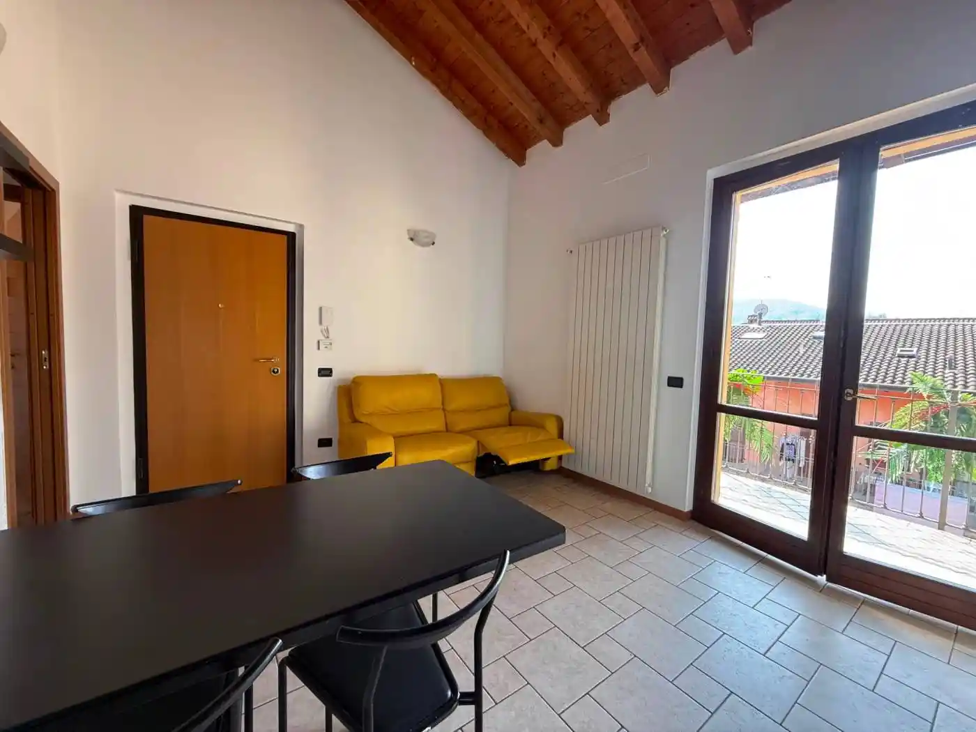 Appartamento in vendita a Zandobbio