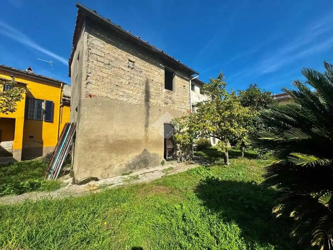 Casa indipendente in vendita a Agliana