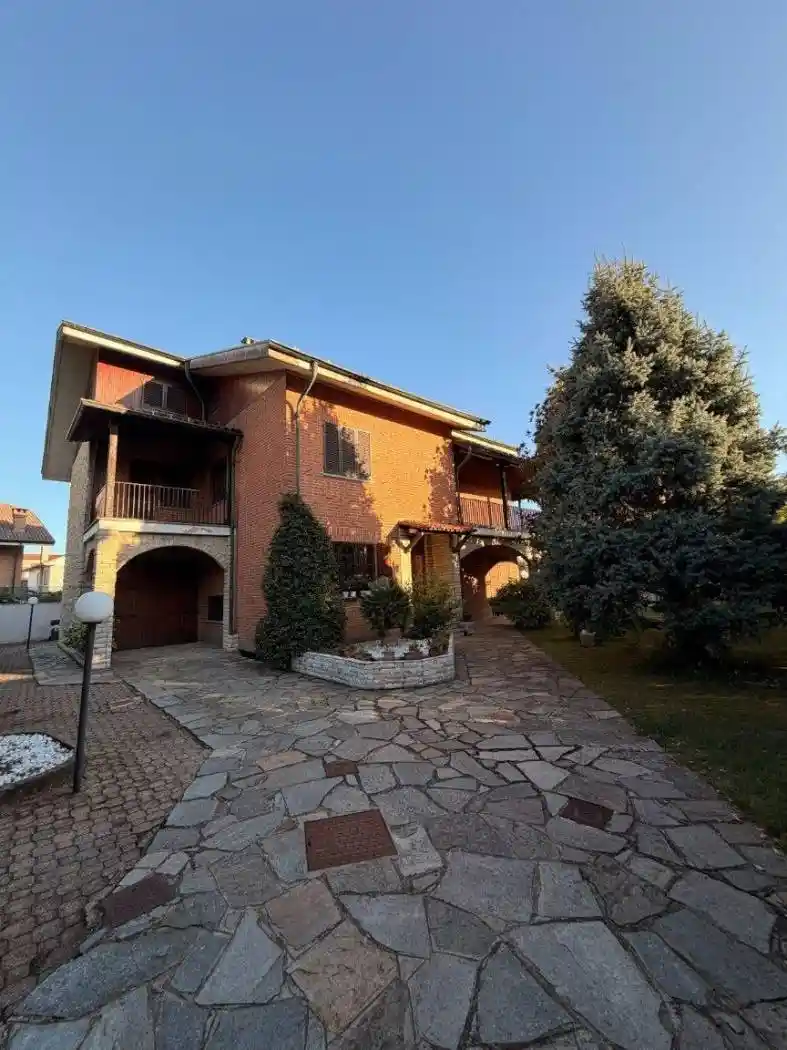 Villa in vendita a Beinasco