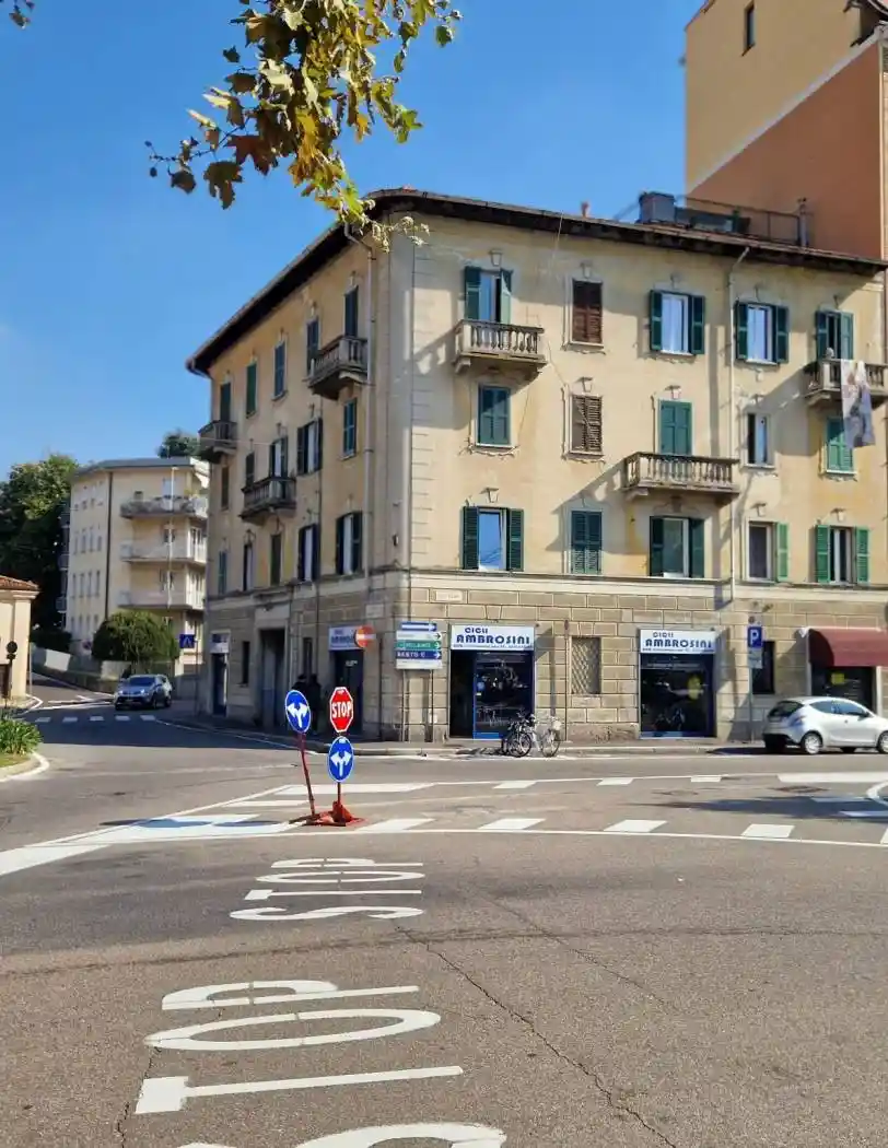 Appartamento in vendita a Varese