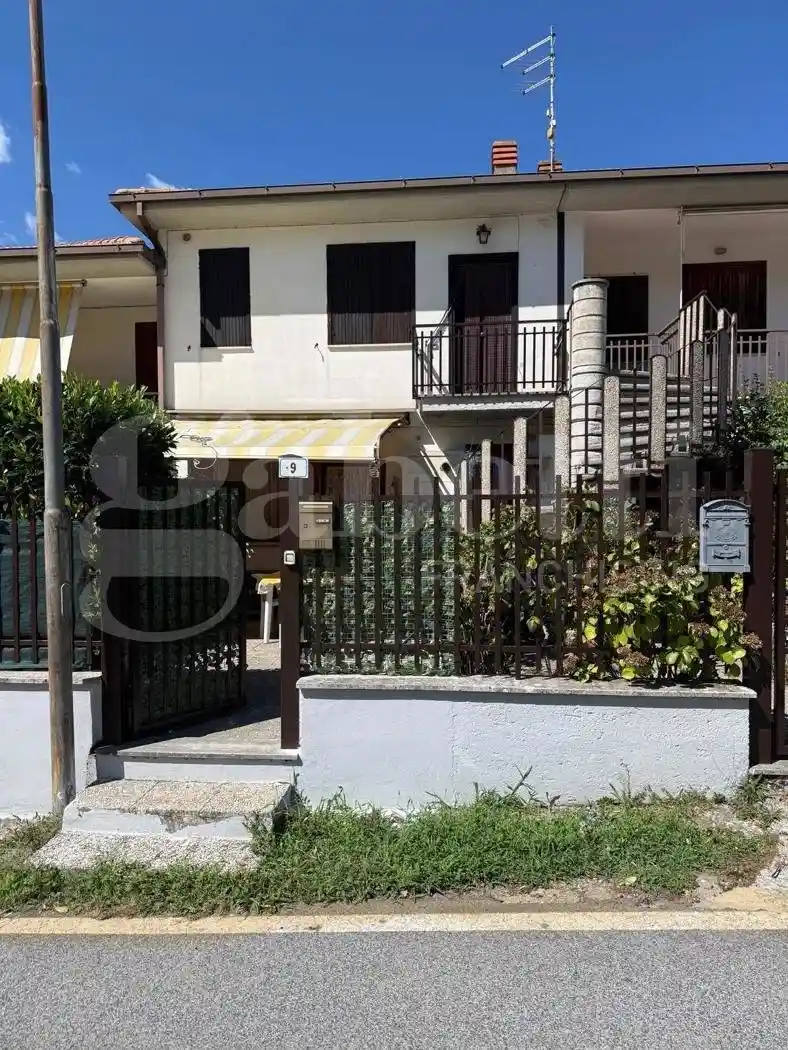 Appartamento in vendita a Petrella Salto