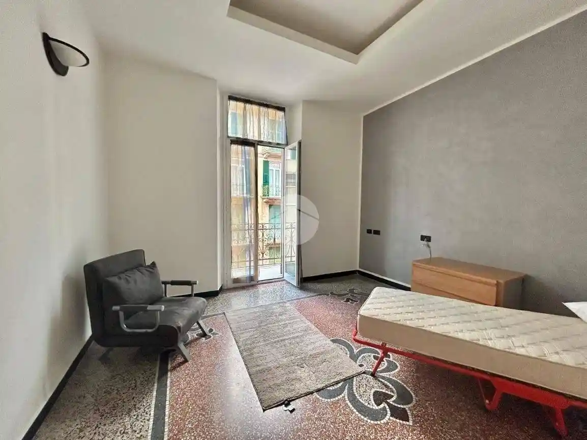 Appartamento in vendita a Savona