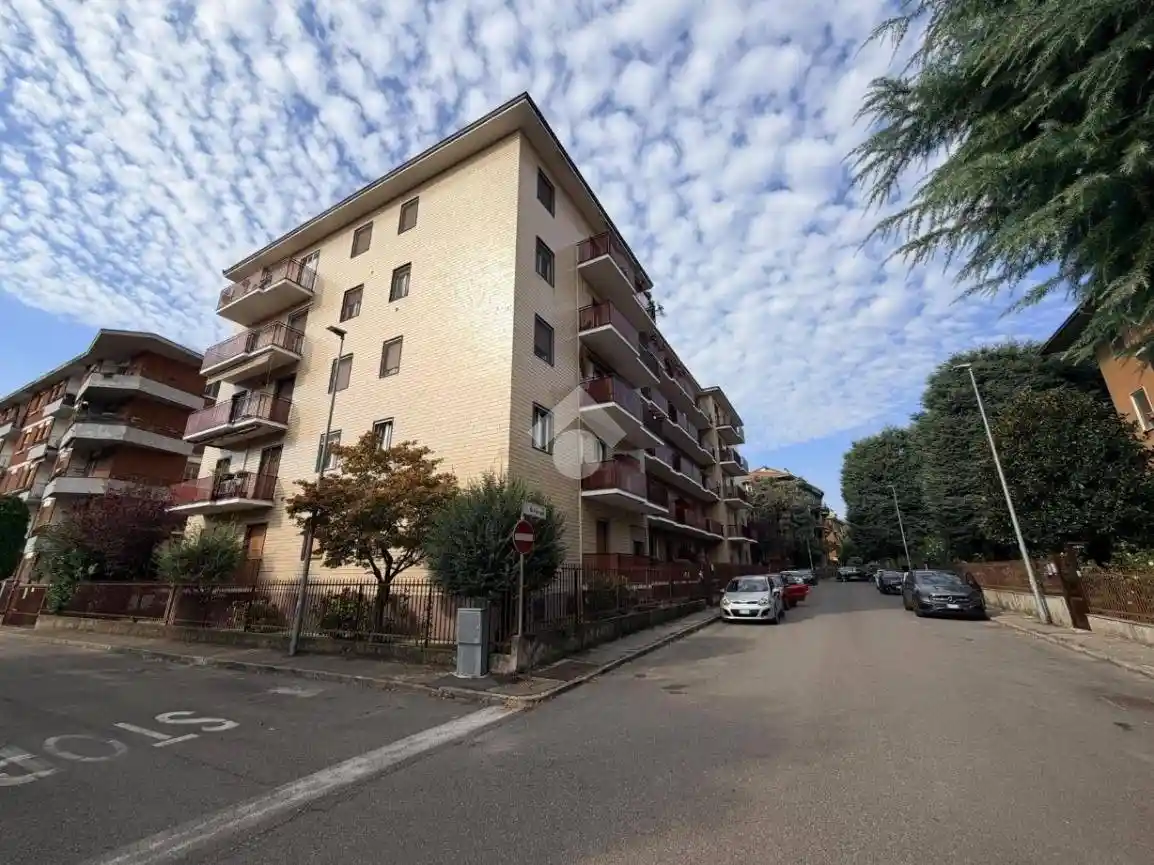 Appartamento in vendita a Pavia