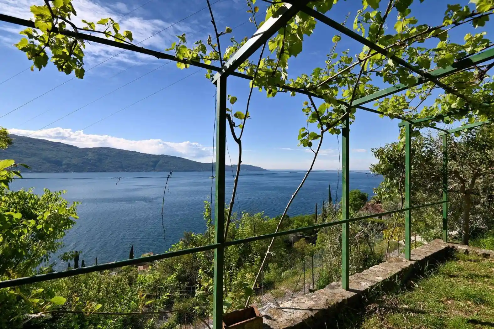 Villa in vendita a Gargnano