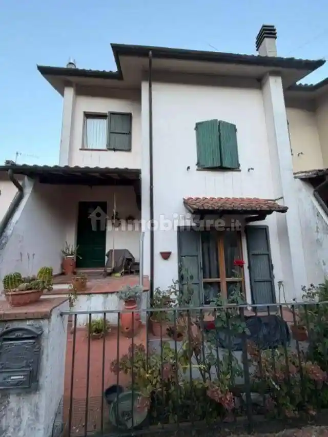 Villetta a schiera in vendita a Marliana
