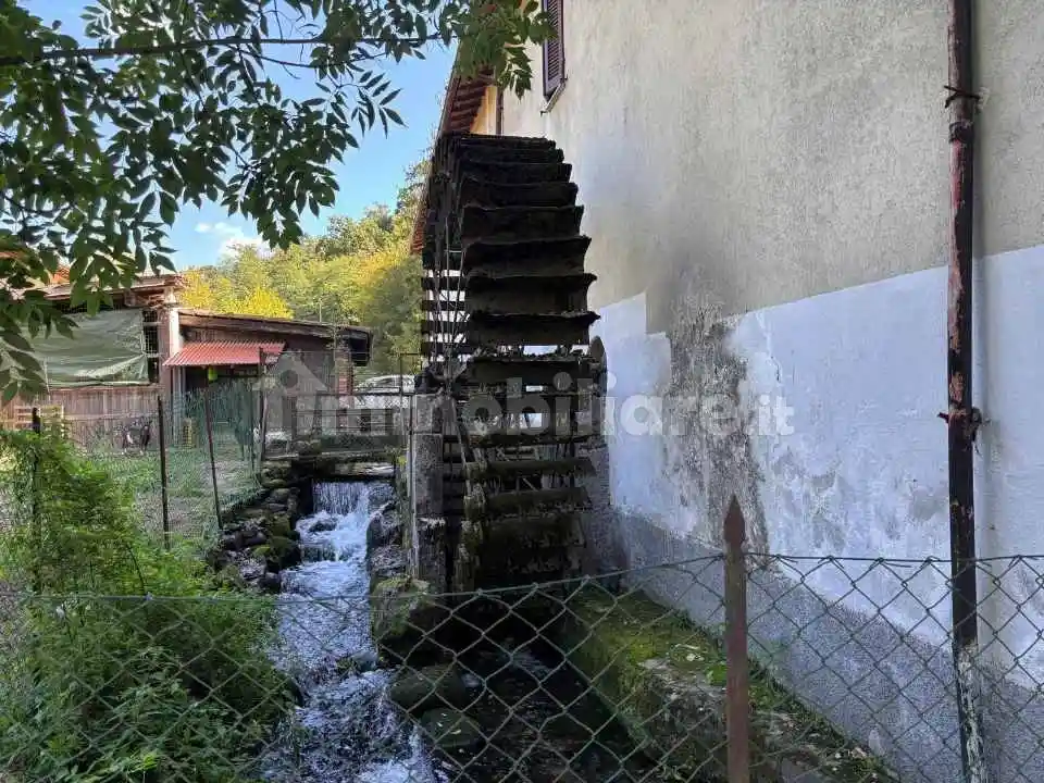 Appartamento in vendita a Malnate