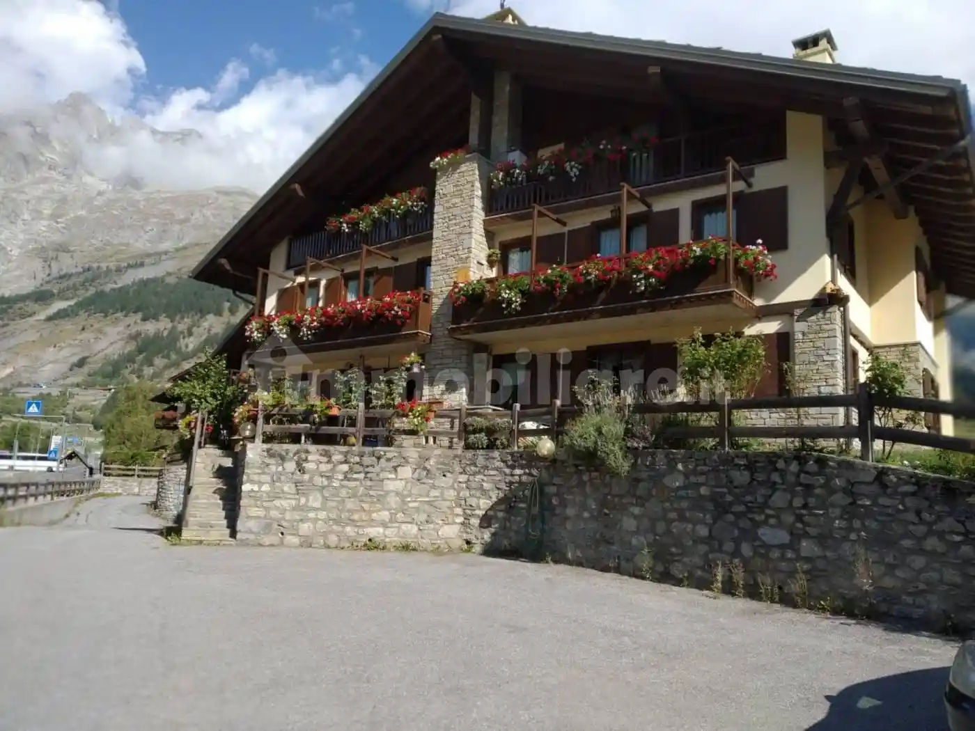 Appartamento in vendita a Courmayeur