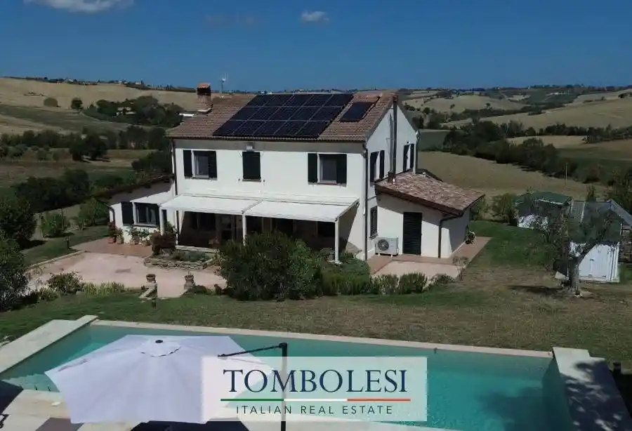 Rustico - Casale in vendita a Terre Roveresche