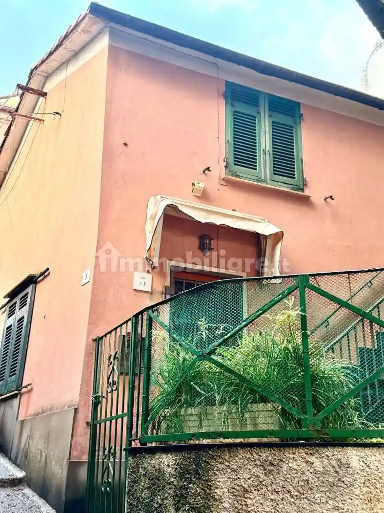 Appartamento in vendita a Genova
