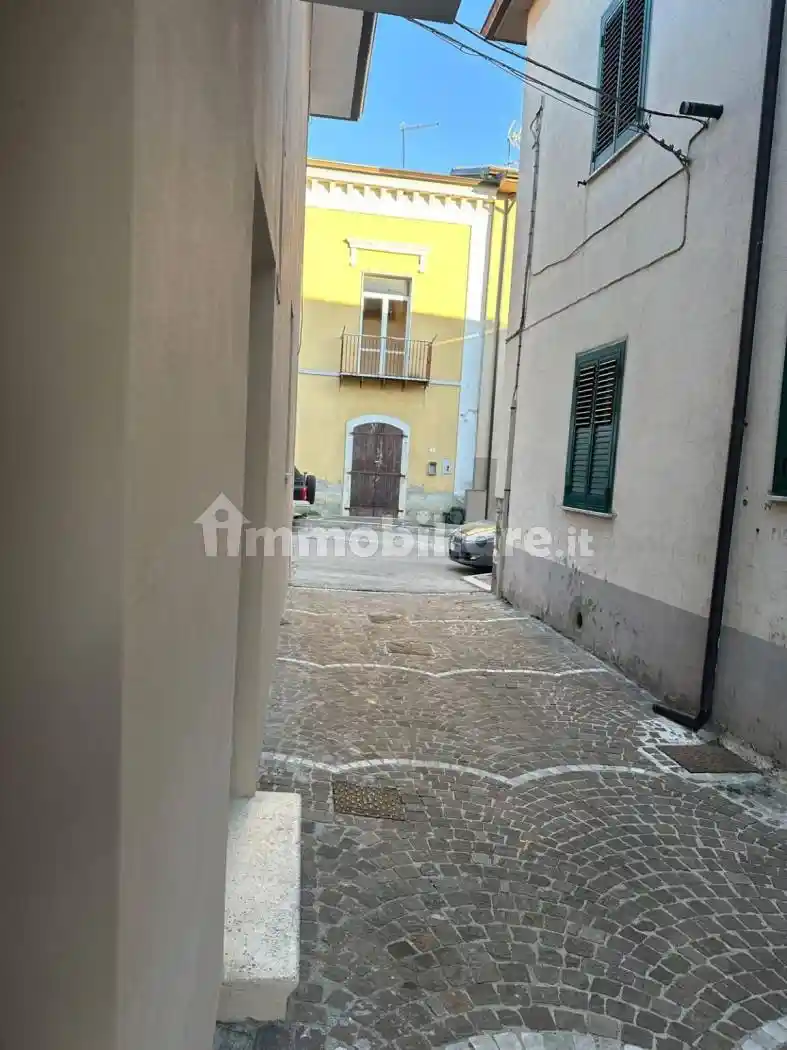 Appartamento in vendita a Pratola Serra