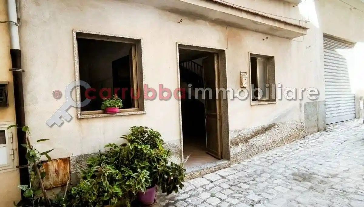 Casa indipendente in vendita a Scicli