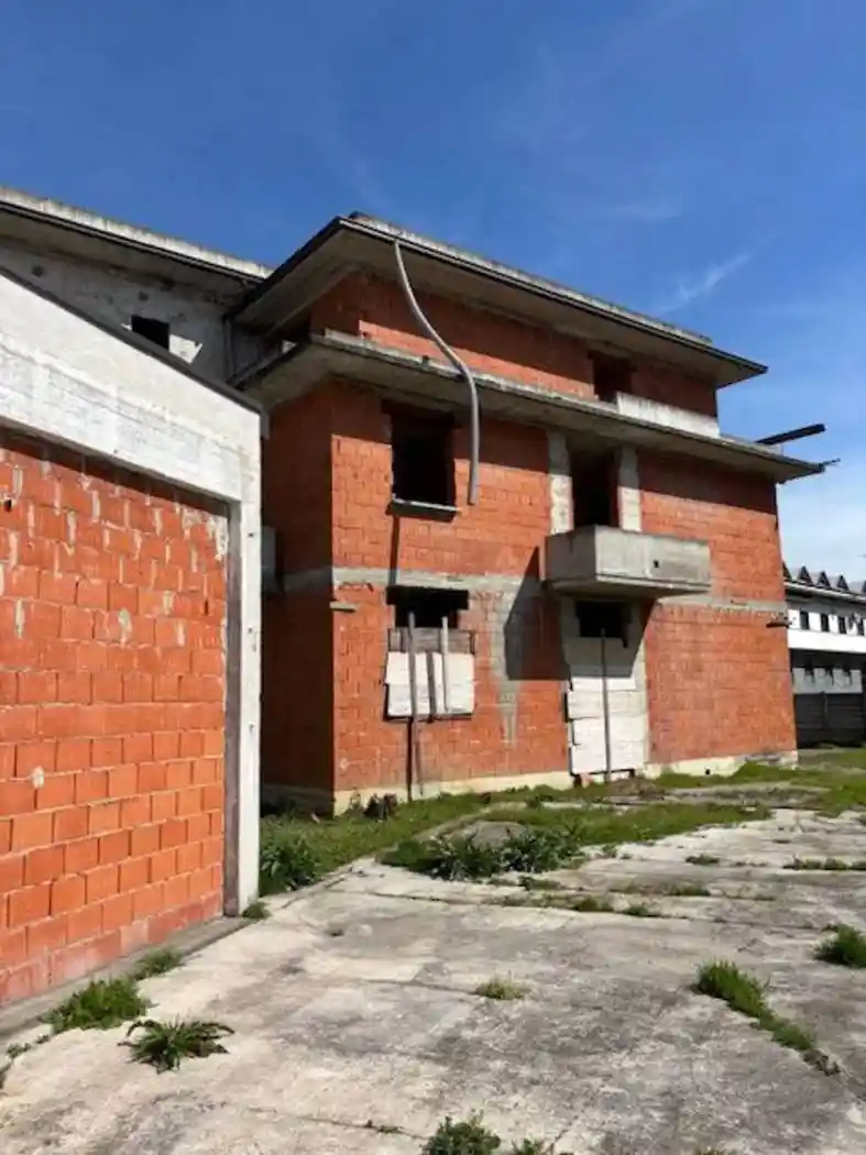 Palazzo - Edificio in vendita a Vigevano