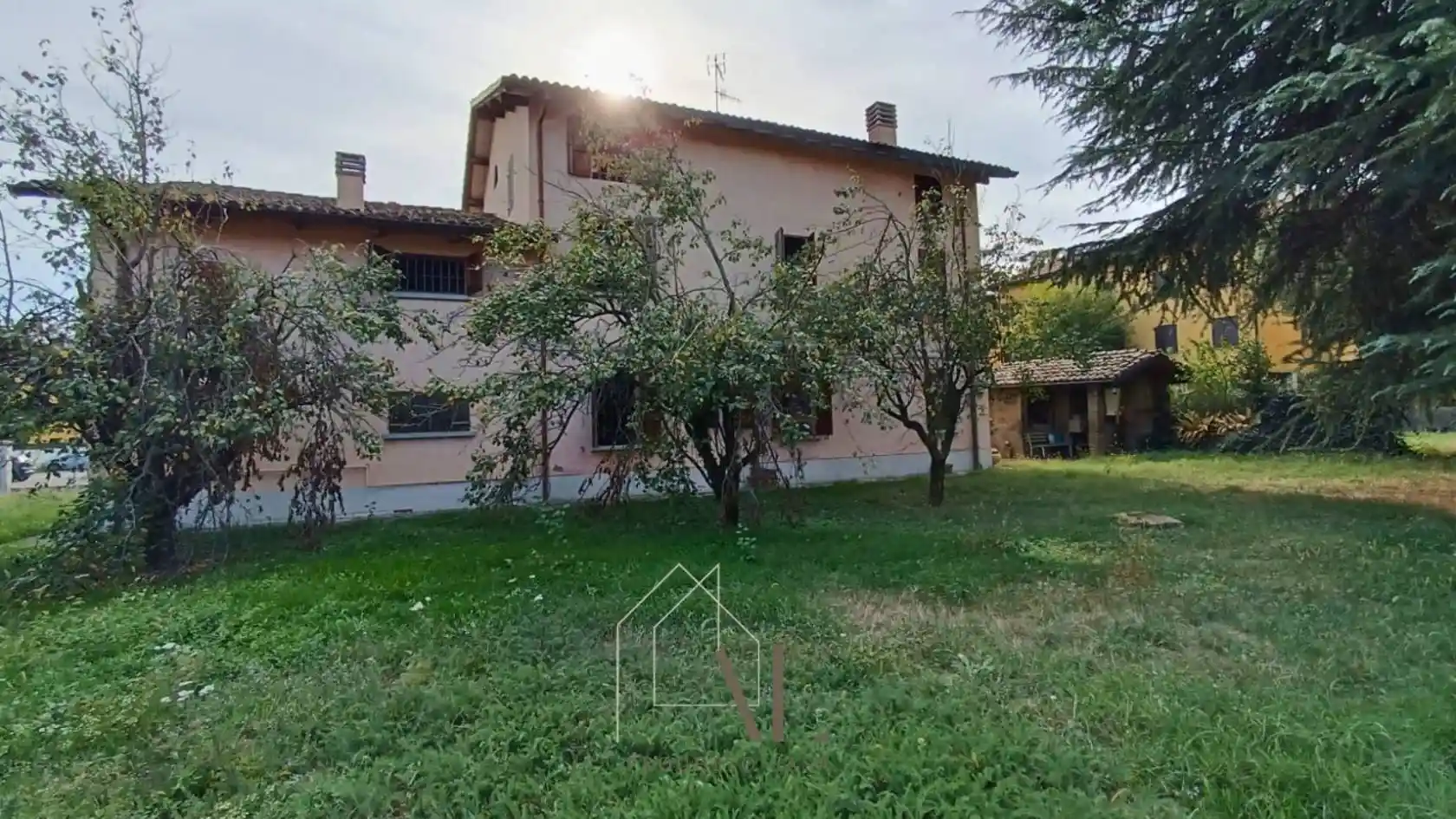 Casa indipendente in vendita a Reggio Emilia