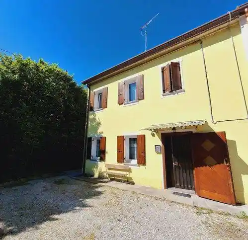 Casa indipendente in vendita a Cappella Maggiore