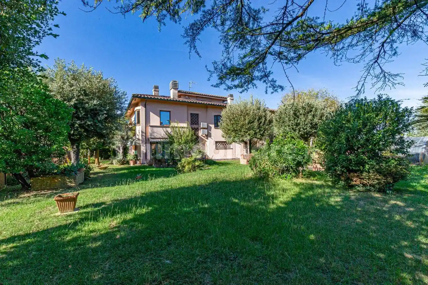 Villa in vendita a Pontedera