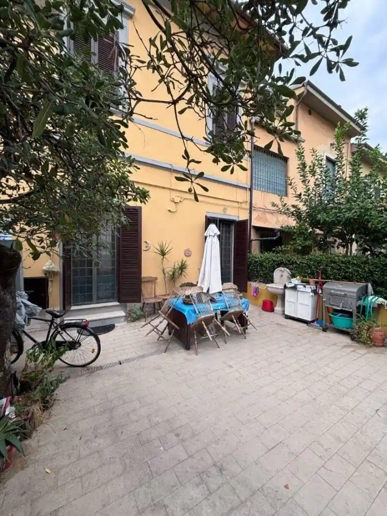 Casa indipendente in vendita a Pisa