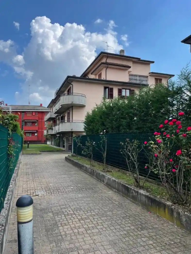Appartamento in vendita a Cologno Monzese