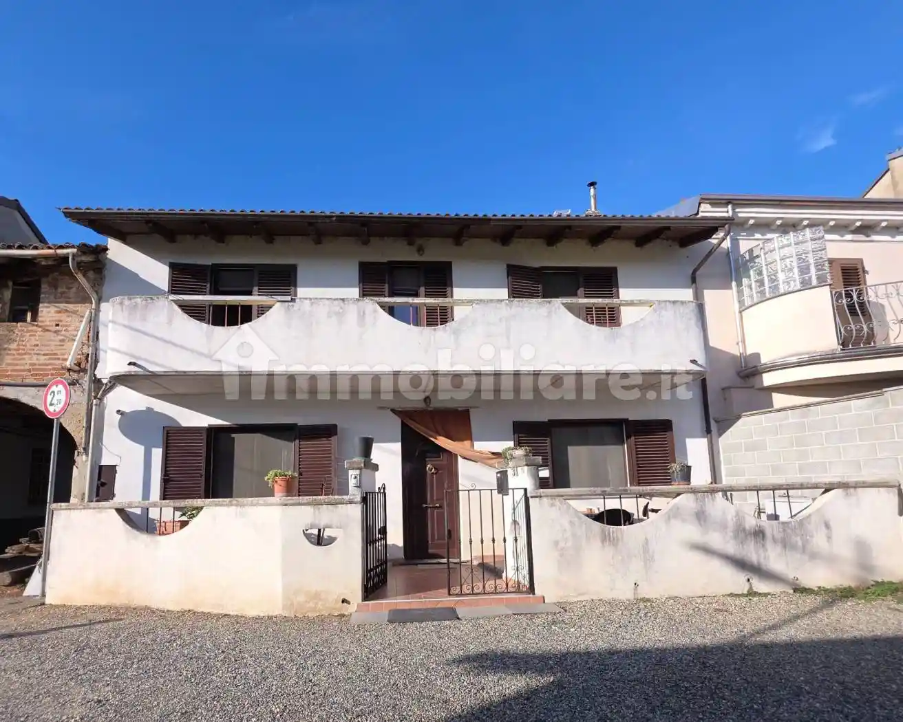 Villa in vendita a Robella