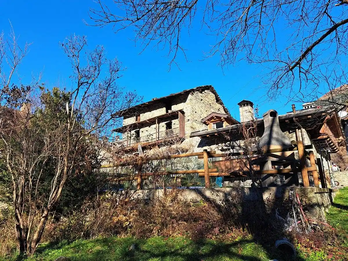 Rustico - Casale in vendita a La Salle