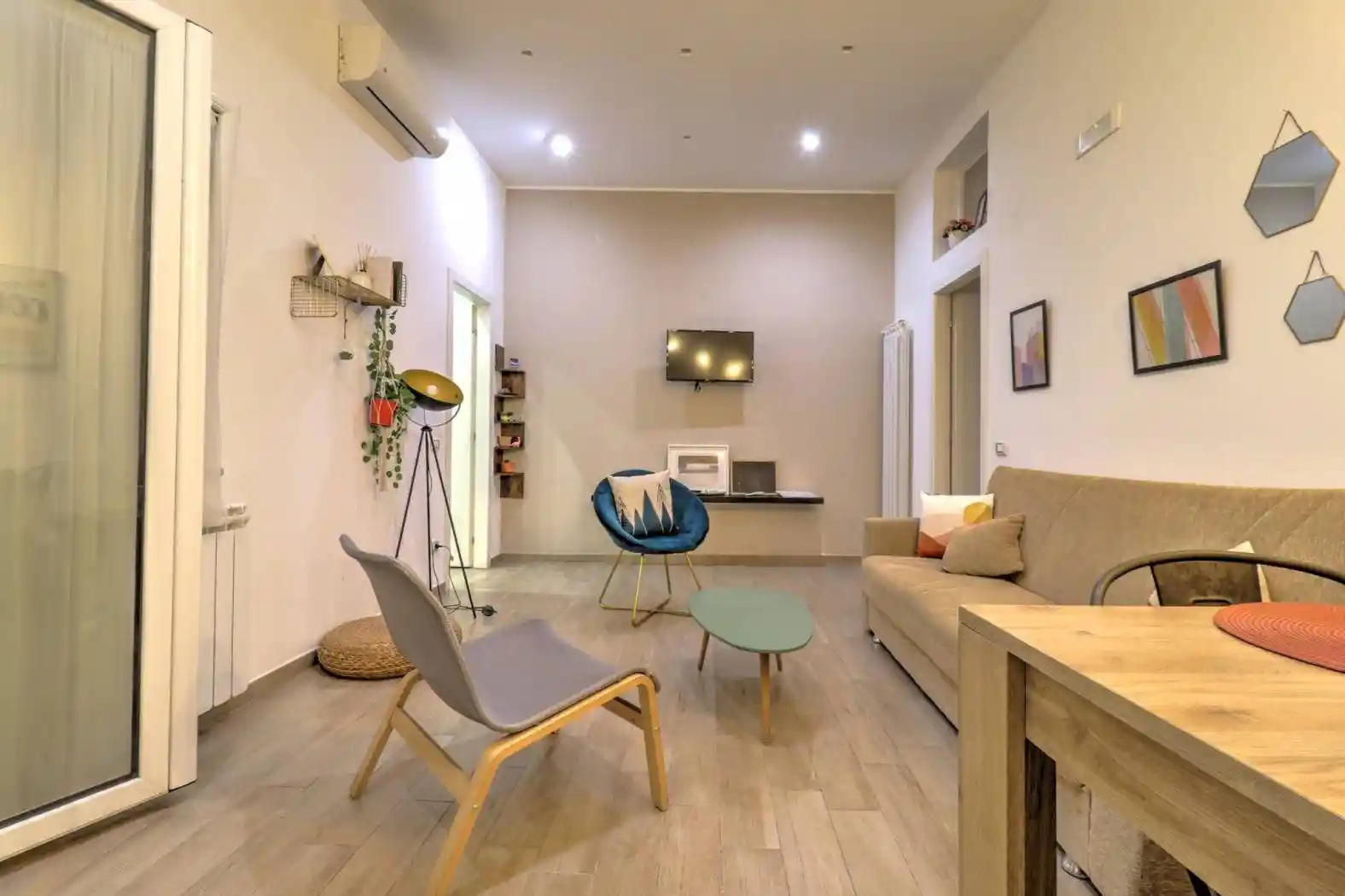 Appartamento in vendita a Napoli
