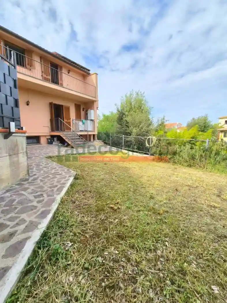 Villetta a schiera - foto 2