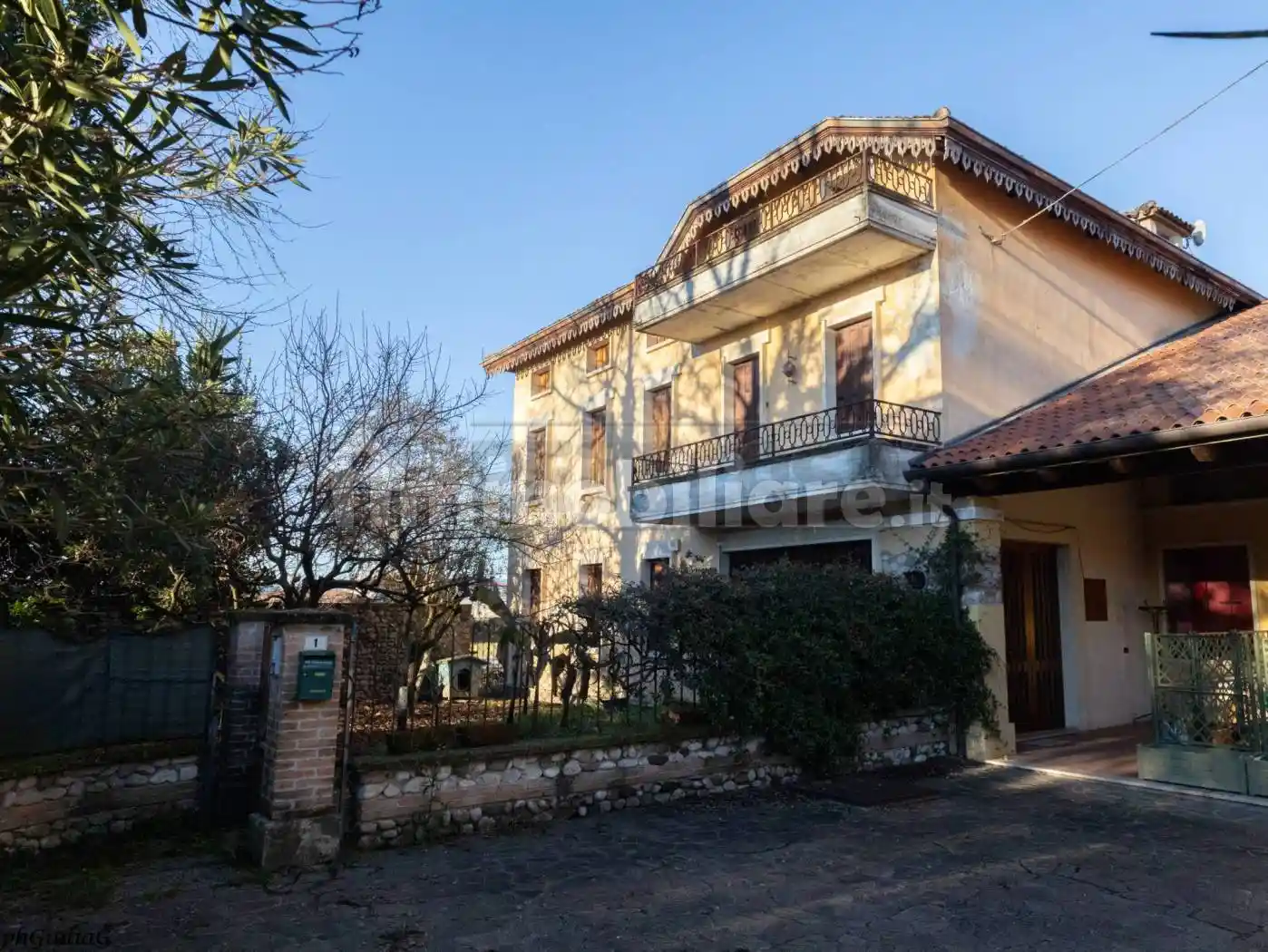 Casa indipendente in vendita a Montecchio Precalcino