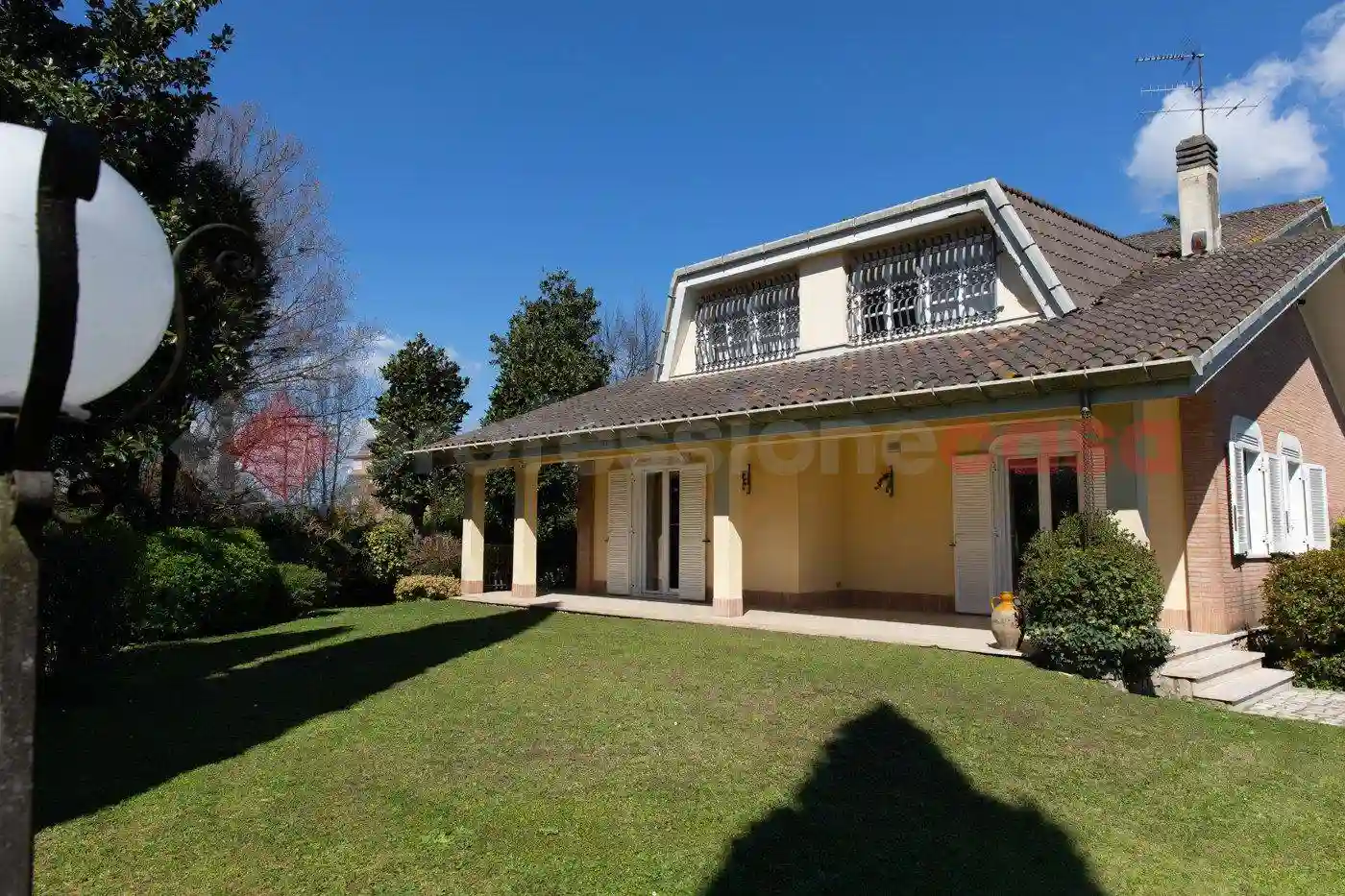 Villa - foto 2